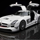 Illustration for article titled Mercedes SLS AMG GT3: Luxury Sports Car Transforms Into Bare-Bones Racer